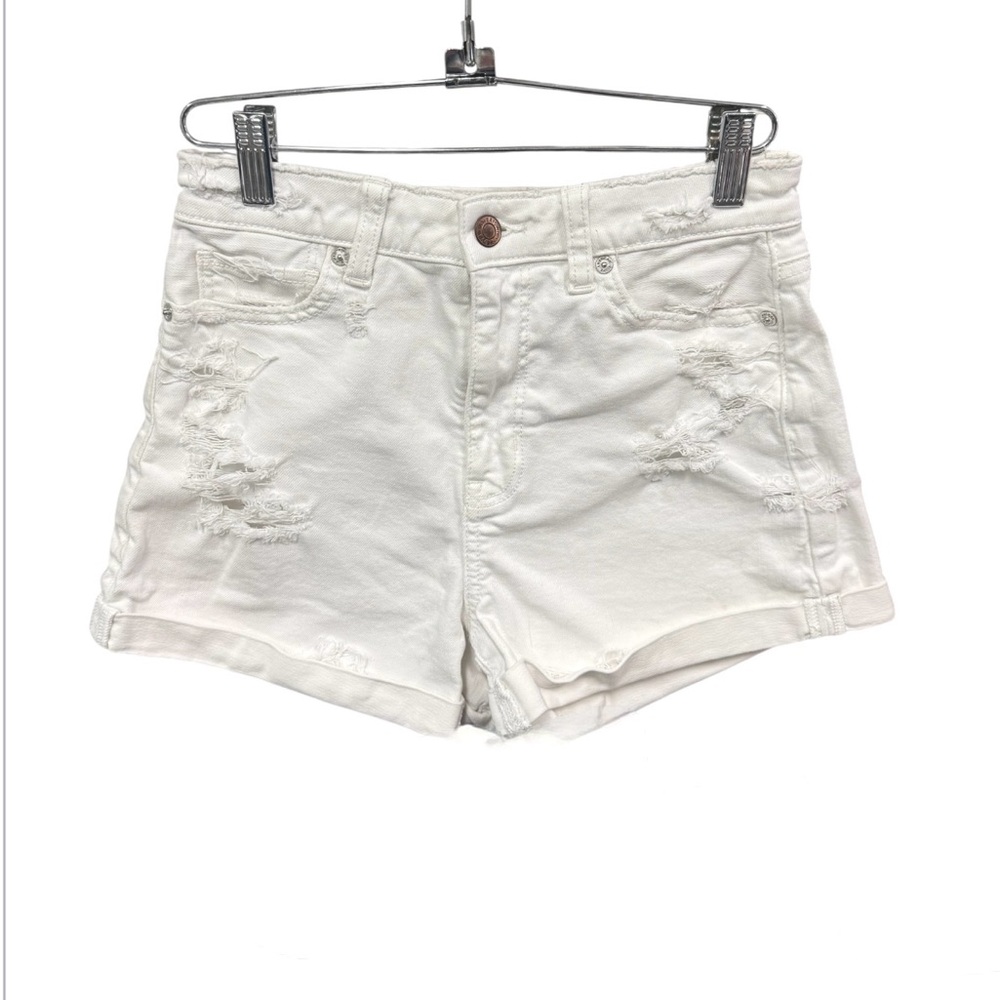 American Eagle Women's White Distressed Stretch Mom High Rise Size 0 Shorts